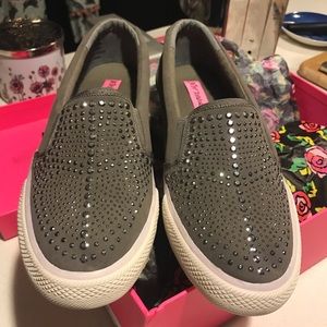 Betsey Johnson studded slip ons NWT 8